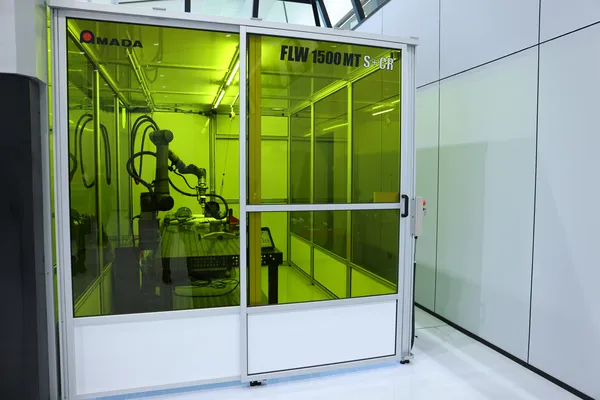Cabina de soldadura segura para láser AMADA FLW 1500 MT S-CR
